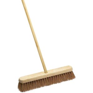 18 Stiff Broom Complete
